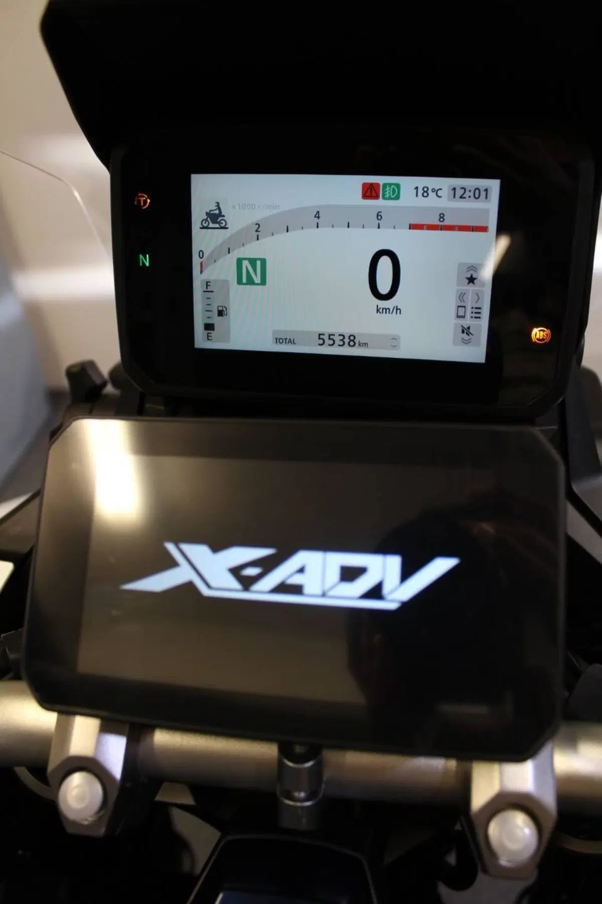 Honda X-ADV 750 Special Edition Gravel (2026) (14)