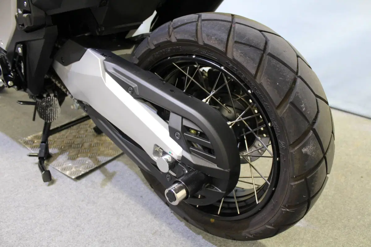 Honda X-ADV 750 Special Edition Gravel (2026) (20)