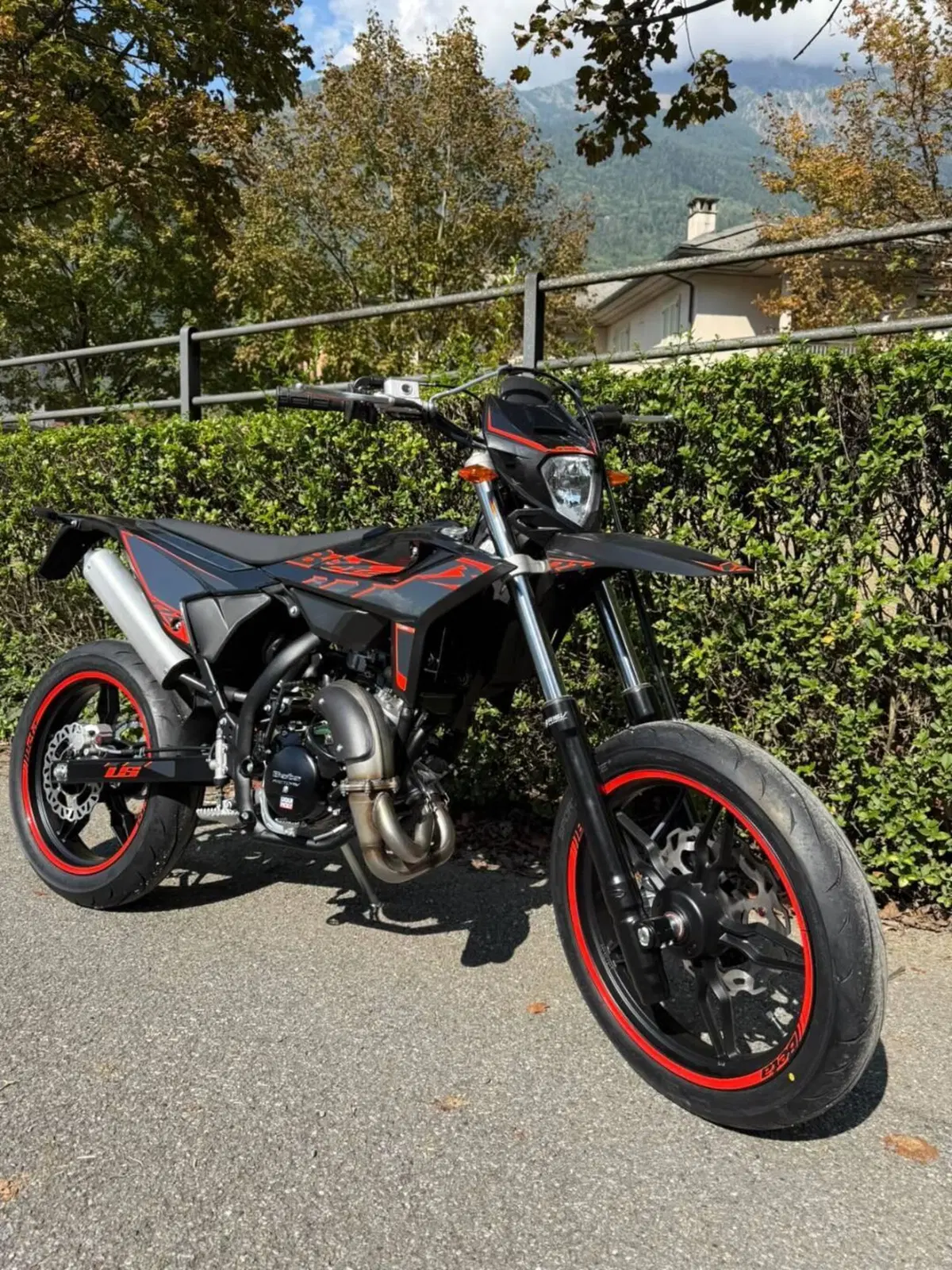 Betamotor RR 50 Motard Sport LS (2024 - 26) (2)