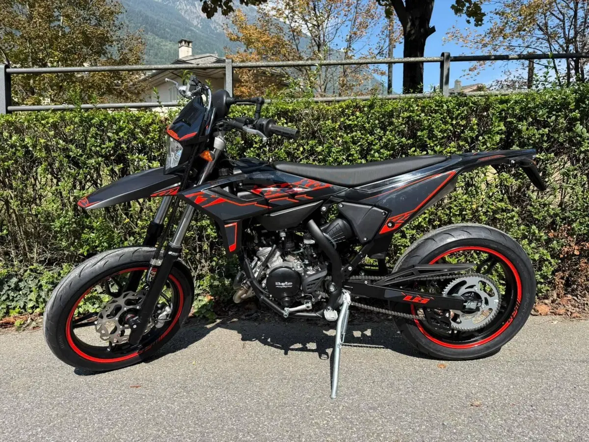Betamotor RR 50 Motard Sport LS (2024 - 26) (3)