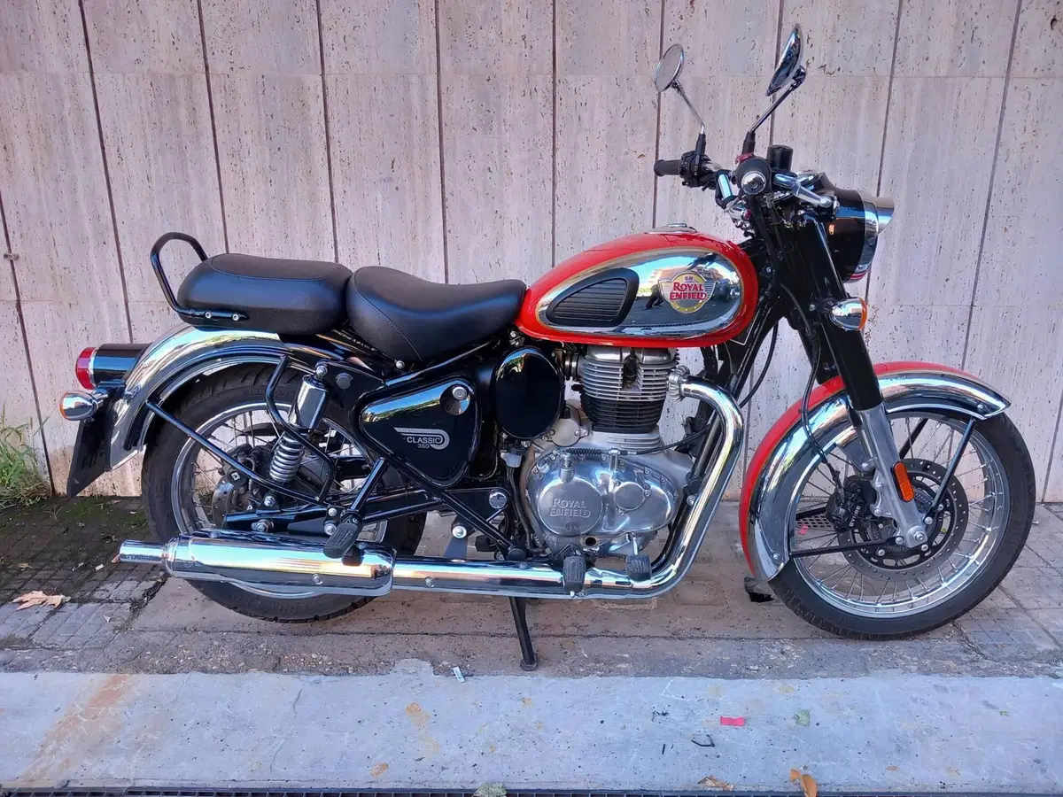 Royal Enfield Classic 350 (2021 - 26) (5)