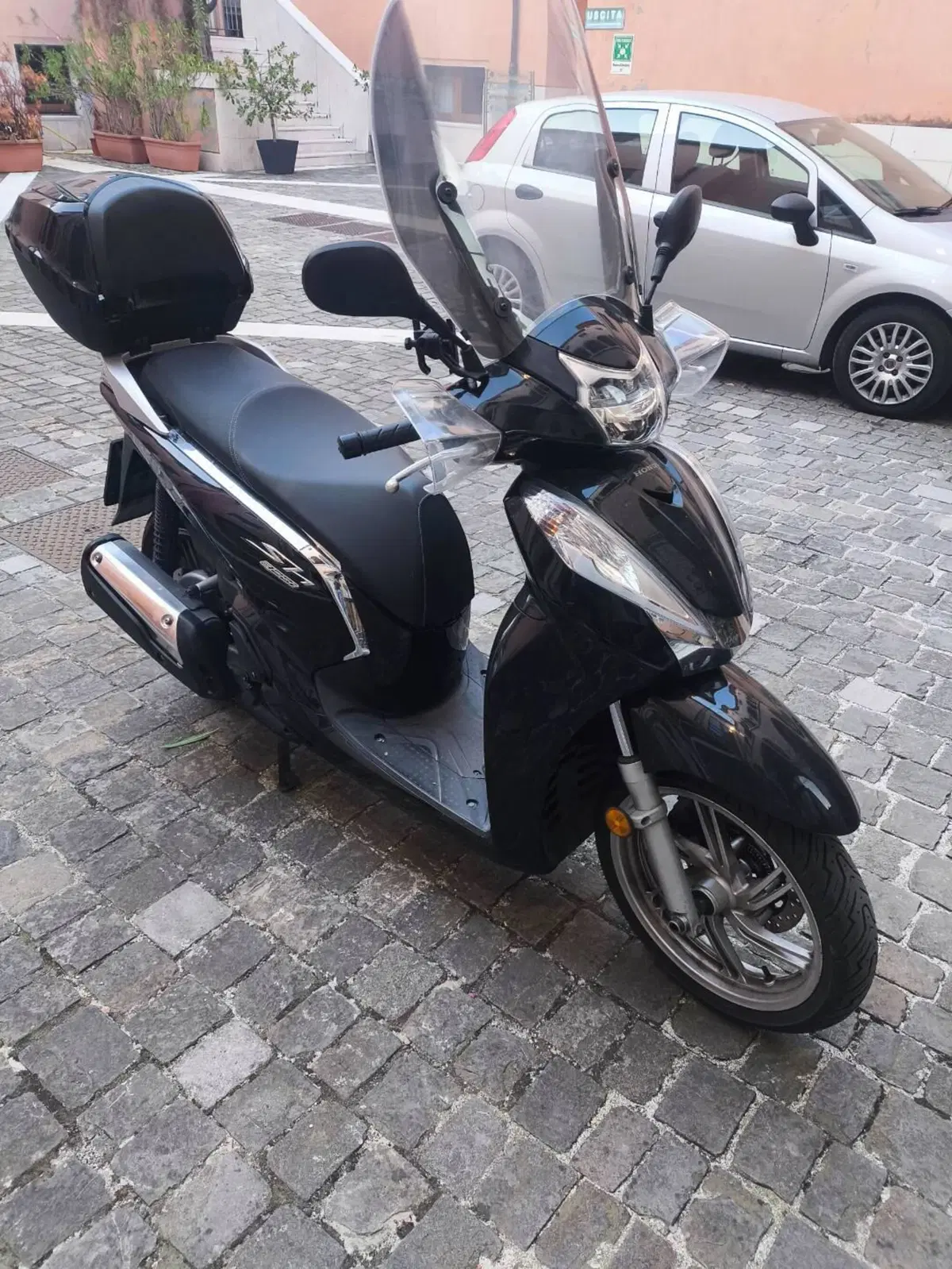 Honda SH 300 i ABS (2016 - 20) (2)