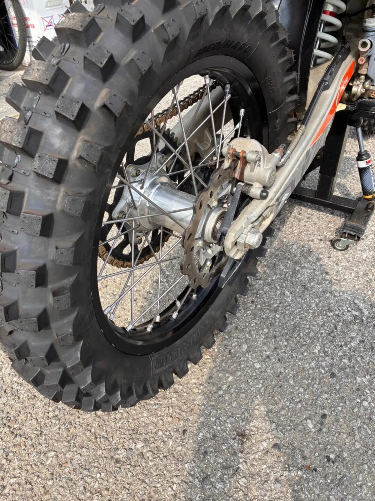 Husqvarna TE 300i (2022) (3)