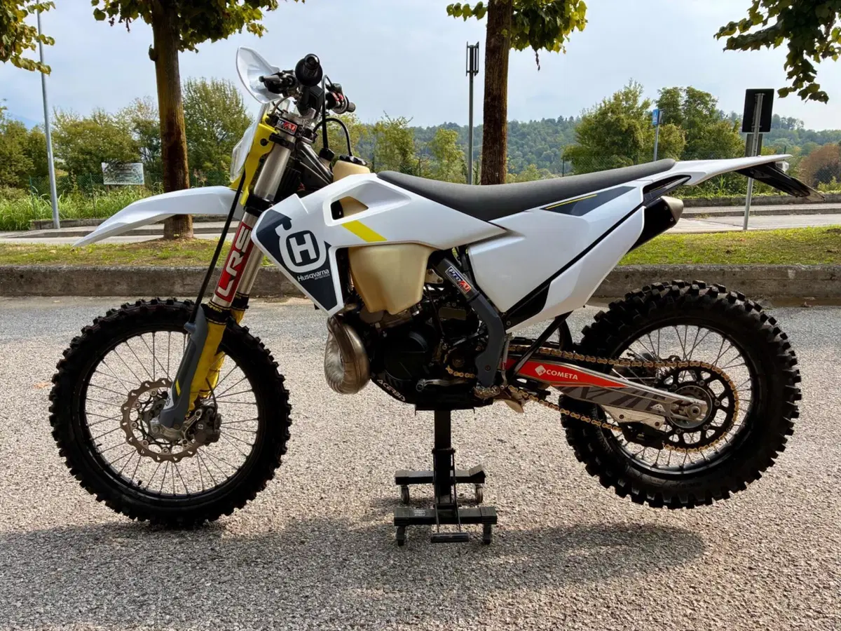 Husqvarna TE 300i (2022) (5)