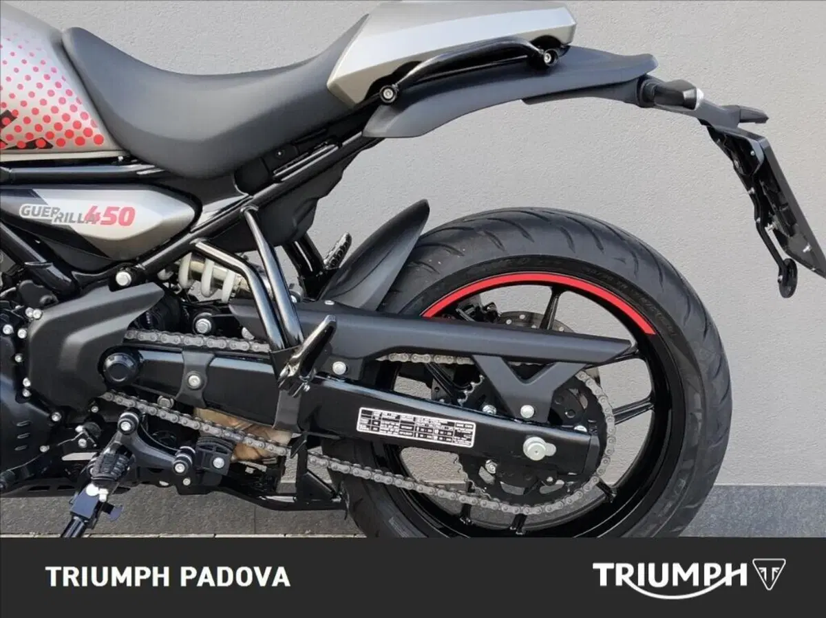 Royal Enfield Guerrilla 450 (2024 - 26) (7)
