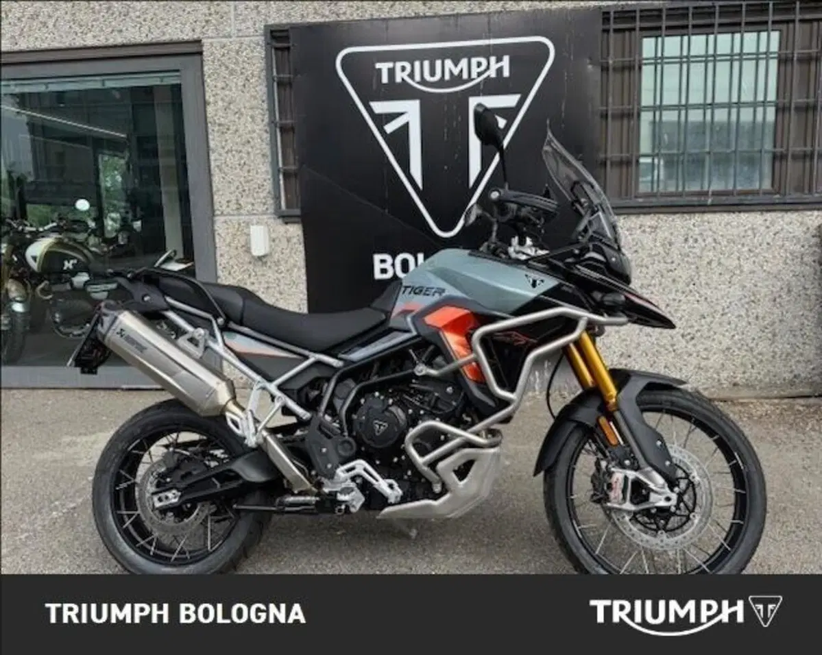 Triumph Tiger 900 Desert Special Edition (2026) (4)