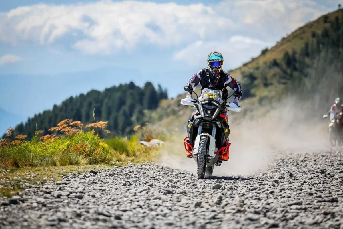 Alla HAT con 173 cavalli! TEST KTM 1390 Super Adventure R, un missile con delle ruote tassellate [VIDEO]