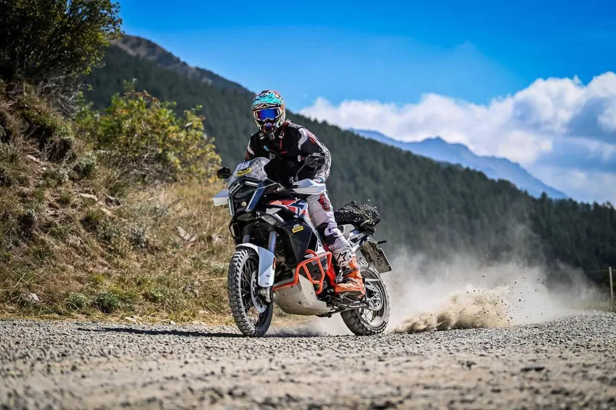 Alla HAT con 173 cavalli! TEST KTM 1390 Super Adventure R, un missile con delle ruote tassellate [VIDEO] (2)