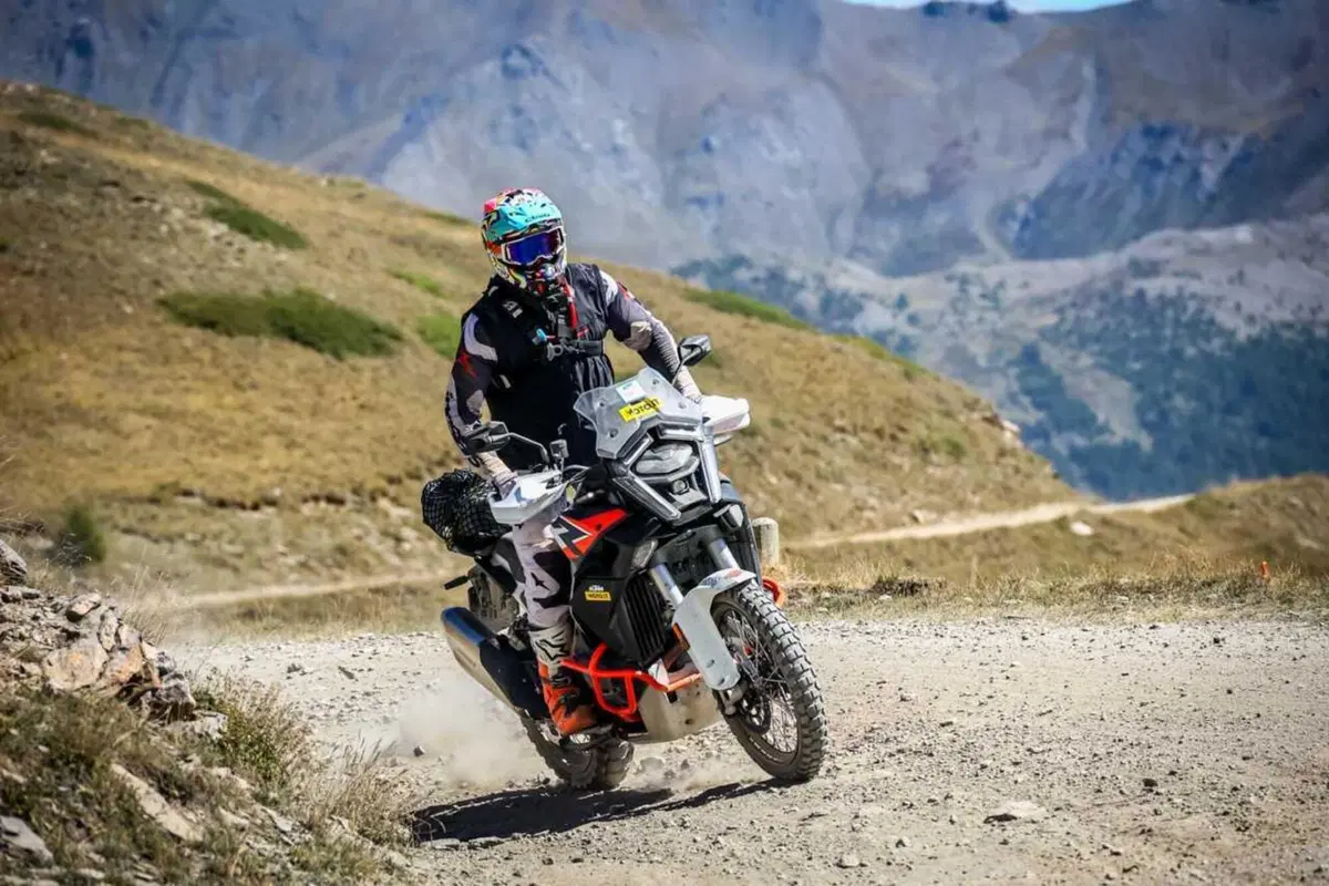 Alla HAT con 173 cavalli! TEST KTM 1390 Super Adventure R, un missile con delle ruote tassellate [VIDEO] (6)