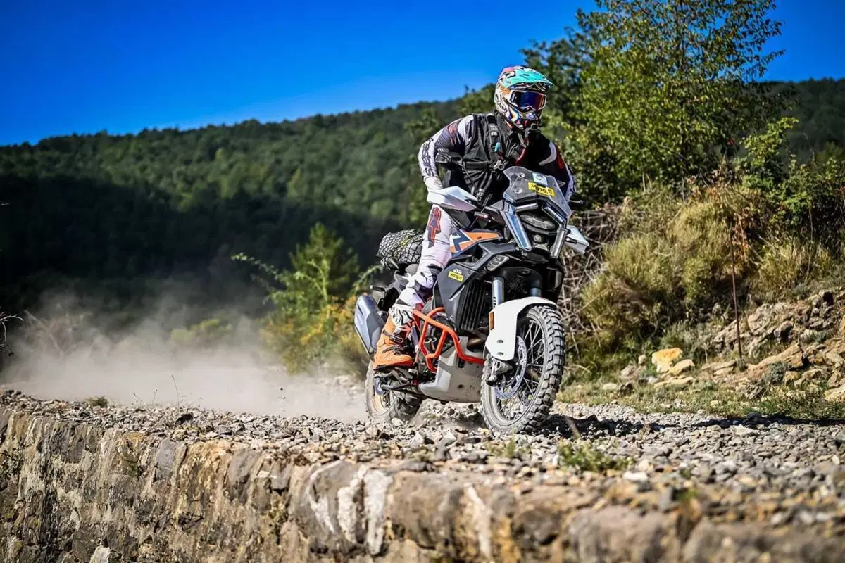 Alla HAT con 173 cavalli! TEST KTM 1390 Super Adventure R, un missile con delle ruote tassellate [VIDEO] (14)