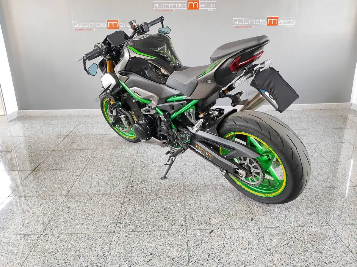 Kawasaki Z 900 SE (2025 - 26) (3)