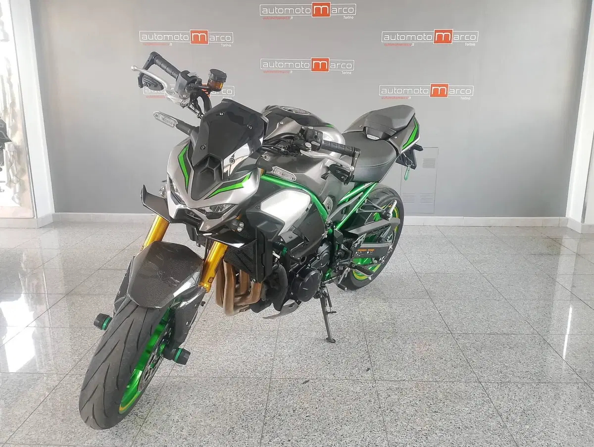 Kawasaki Z 900 SE (2025 - 26) (5)