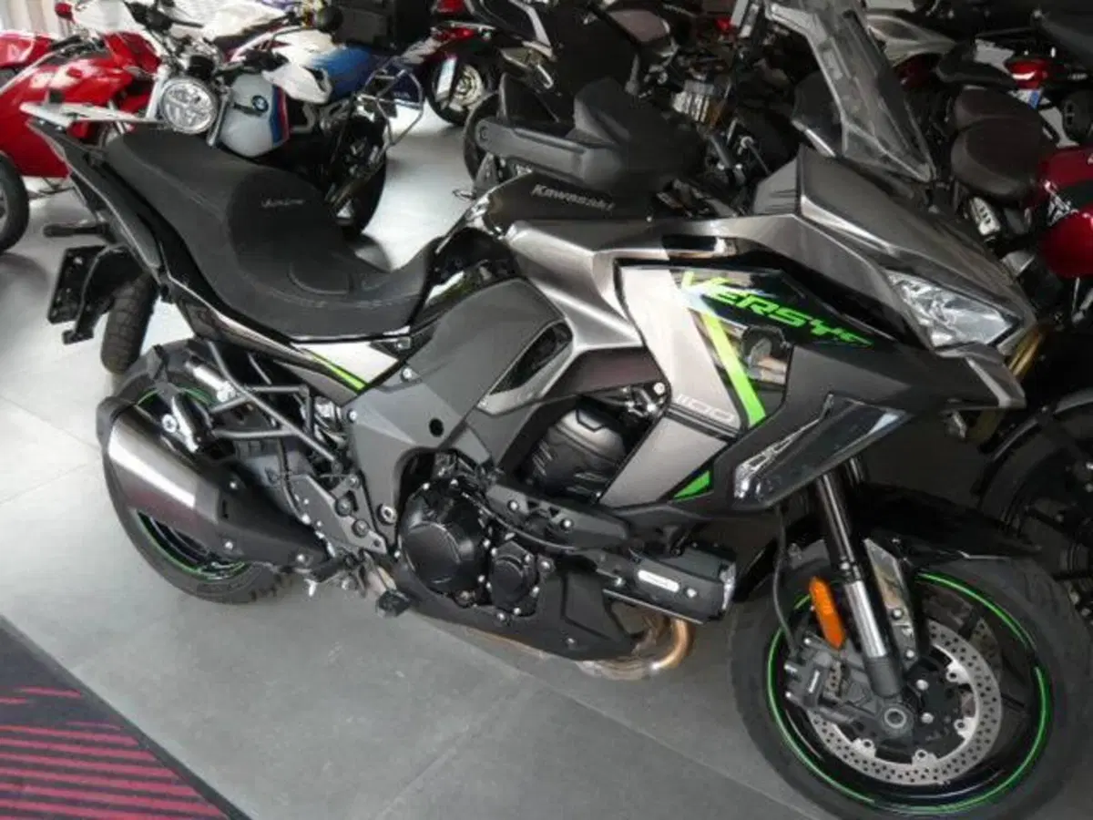 Kawasaki Versys 1100 SE Tourer Plus (2025 - 26)