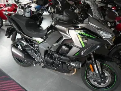 Kawasaki Versys 1100 SE Tourer Plus (2025 - 26) usata