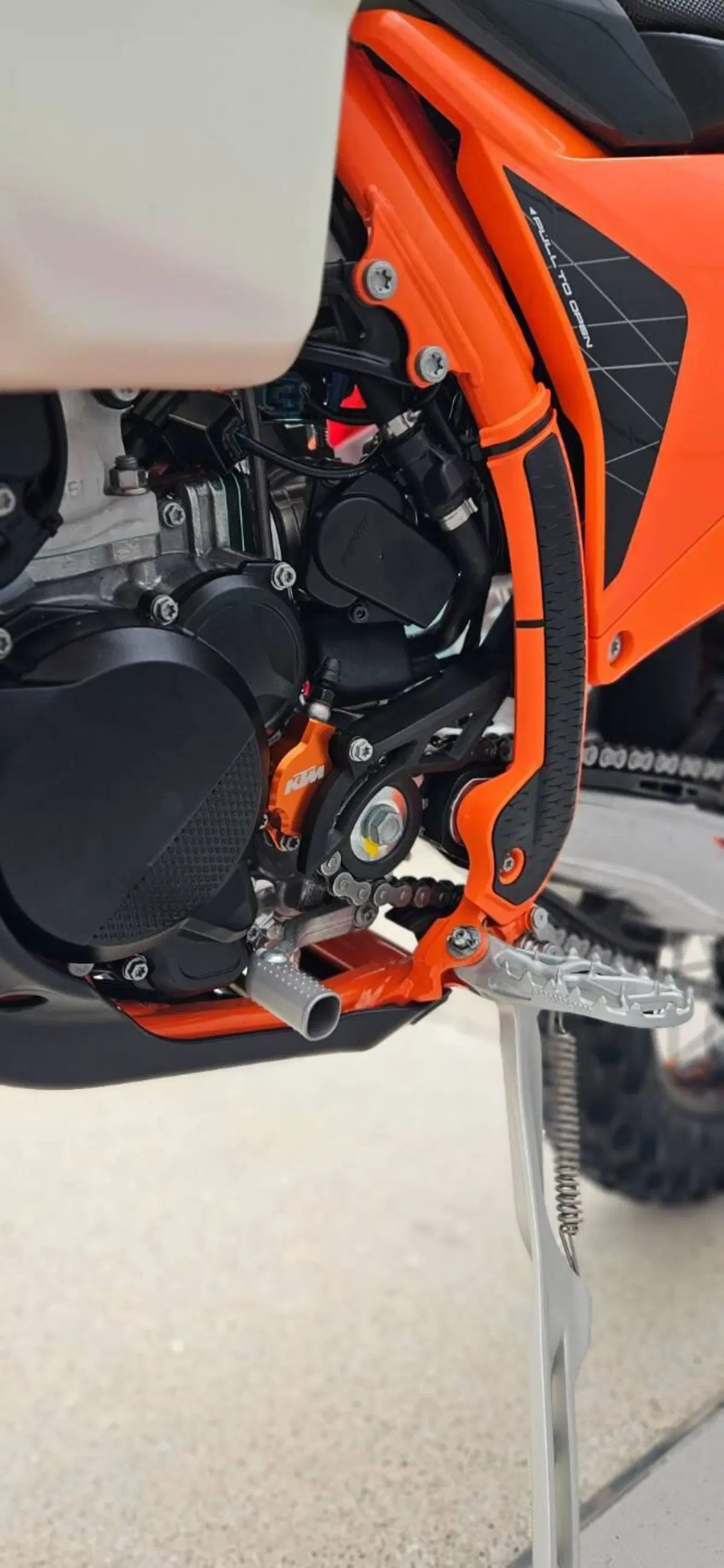KTM 300 EXC Hardenduro (2027) (18)