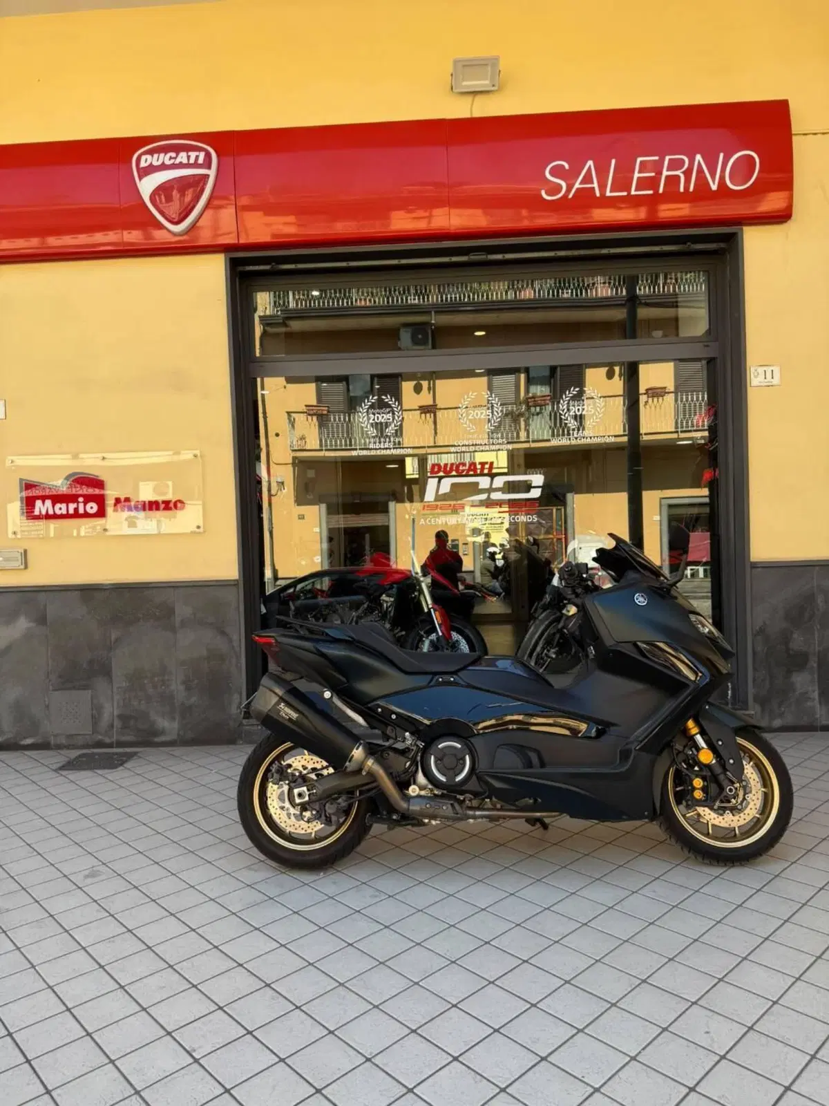 Yamaha T-Max 560 Tech Max (2022 - 24)