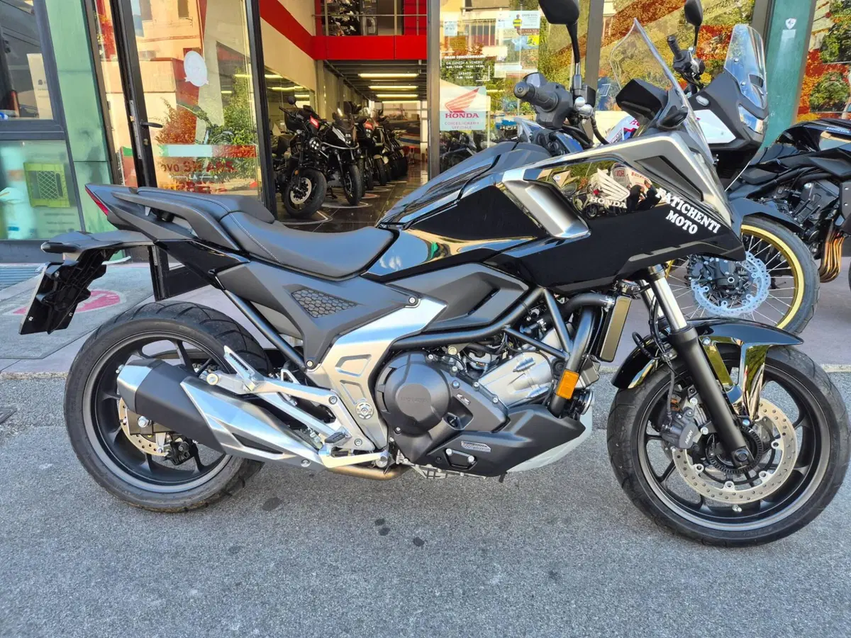 Honda NC 750 X DCT (2025 - 26)