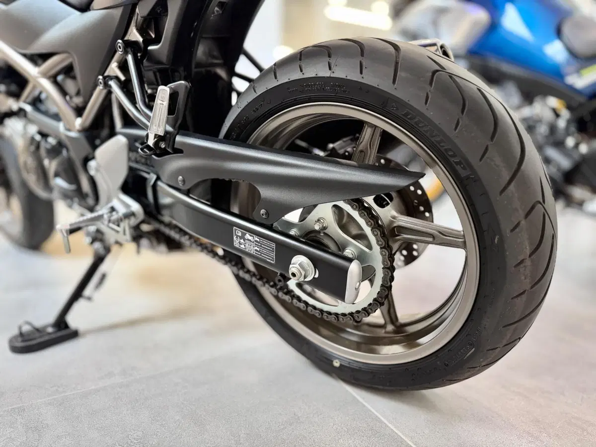Suzuki SV650 (2021 - 24) (7)