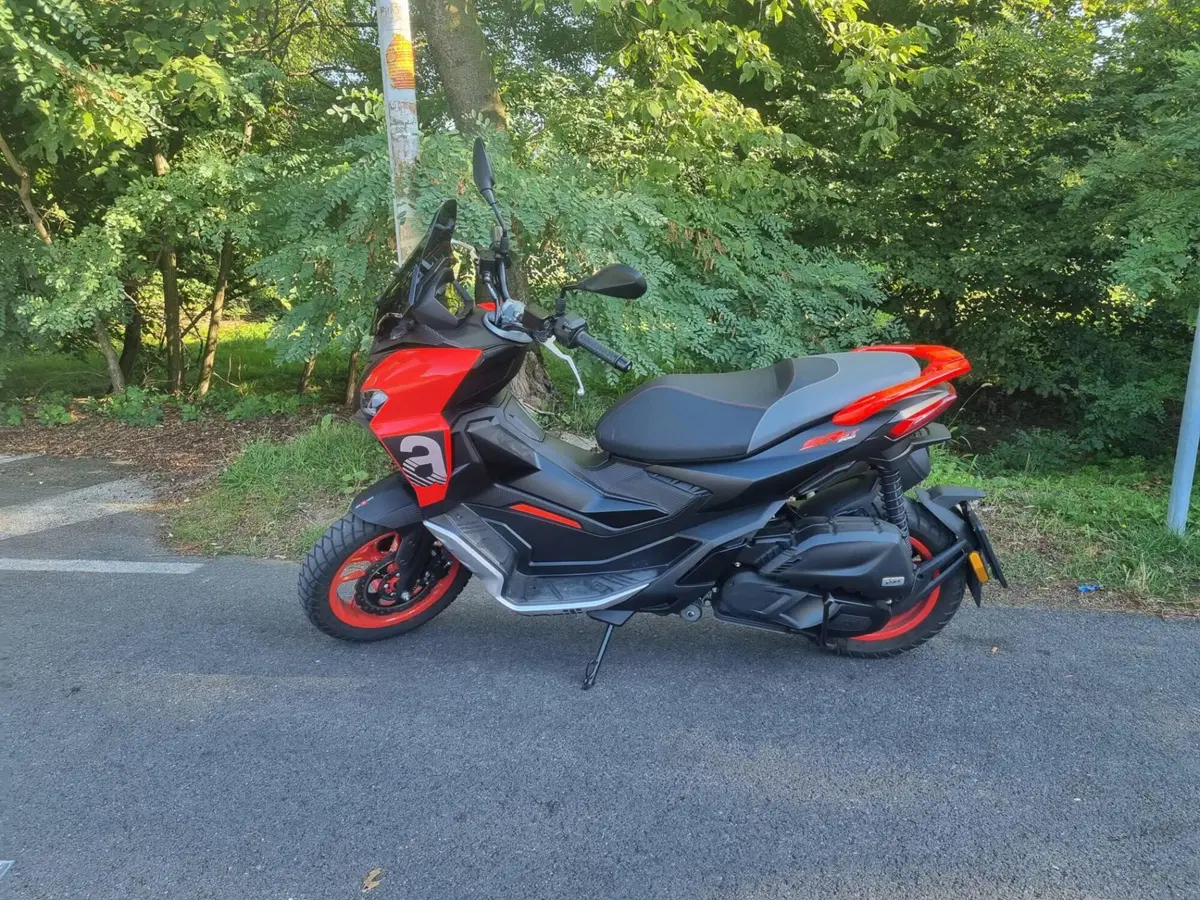 Aprilia SR GT 200 Sport (2022 - 24) (3)