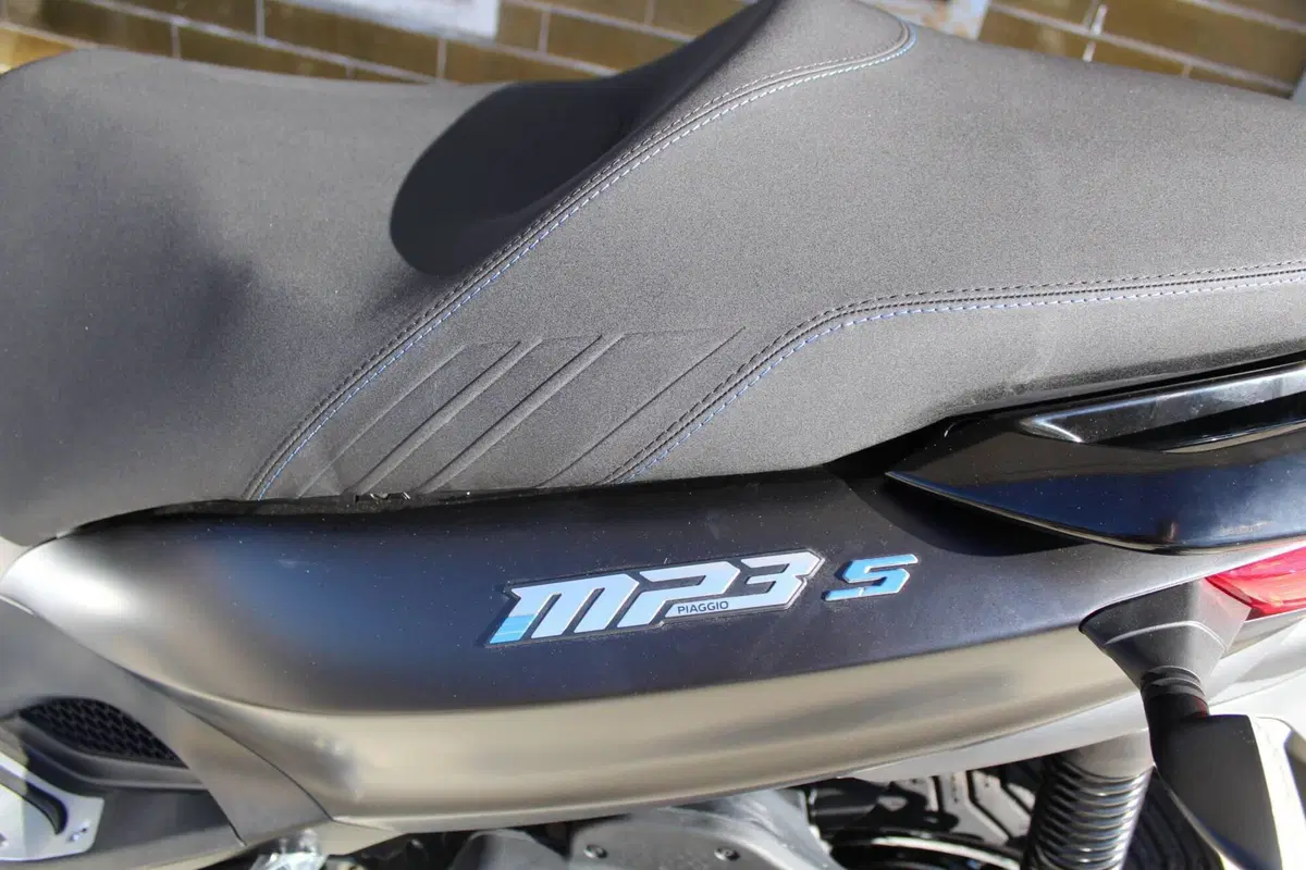Piaggio MP3 310 Sport (2025 - 26) (5)