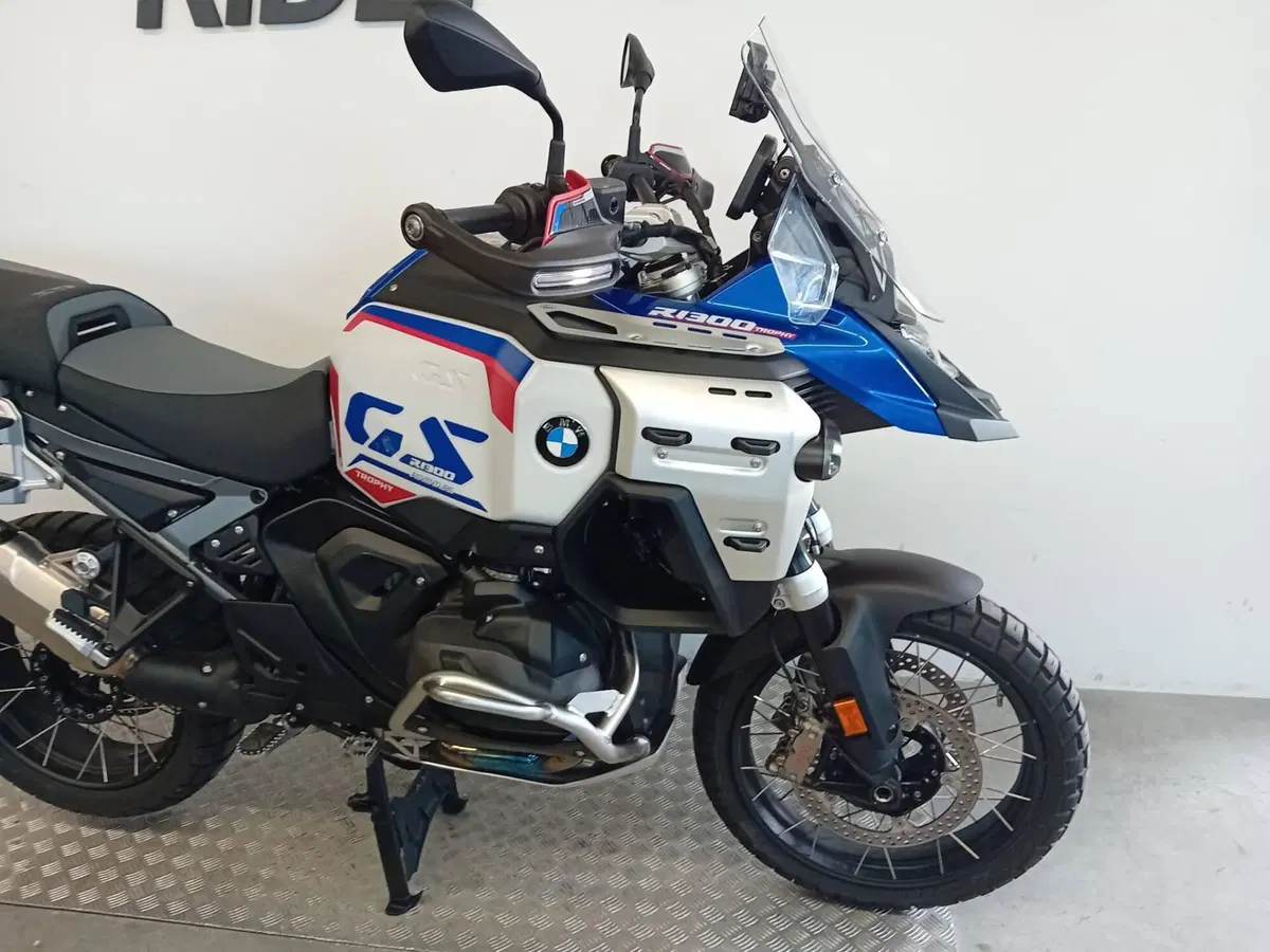 Bmw R 1300 GS Adventure ASA (2025 - 26) (7)