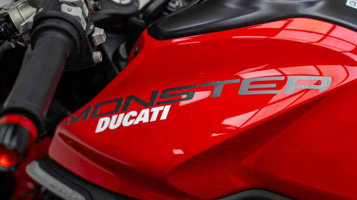 Ducati Monster 937 (2021 - 25) (4)
