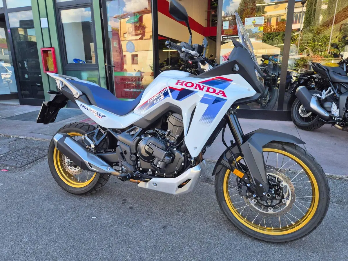 Honda Transalp XL750 (2026) (2)