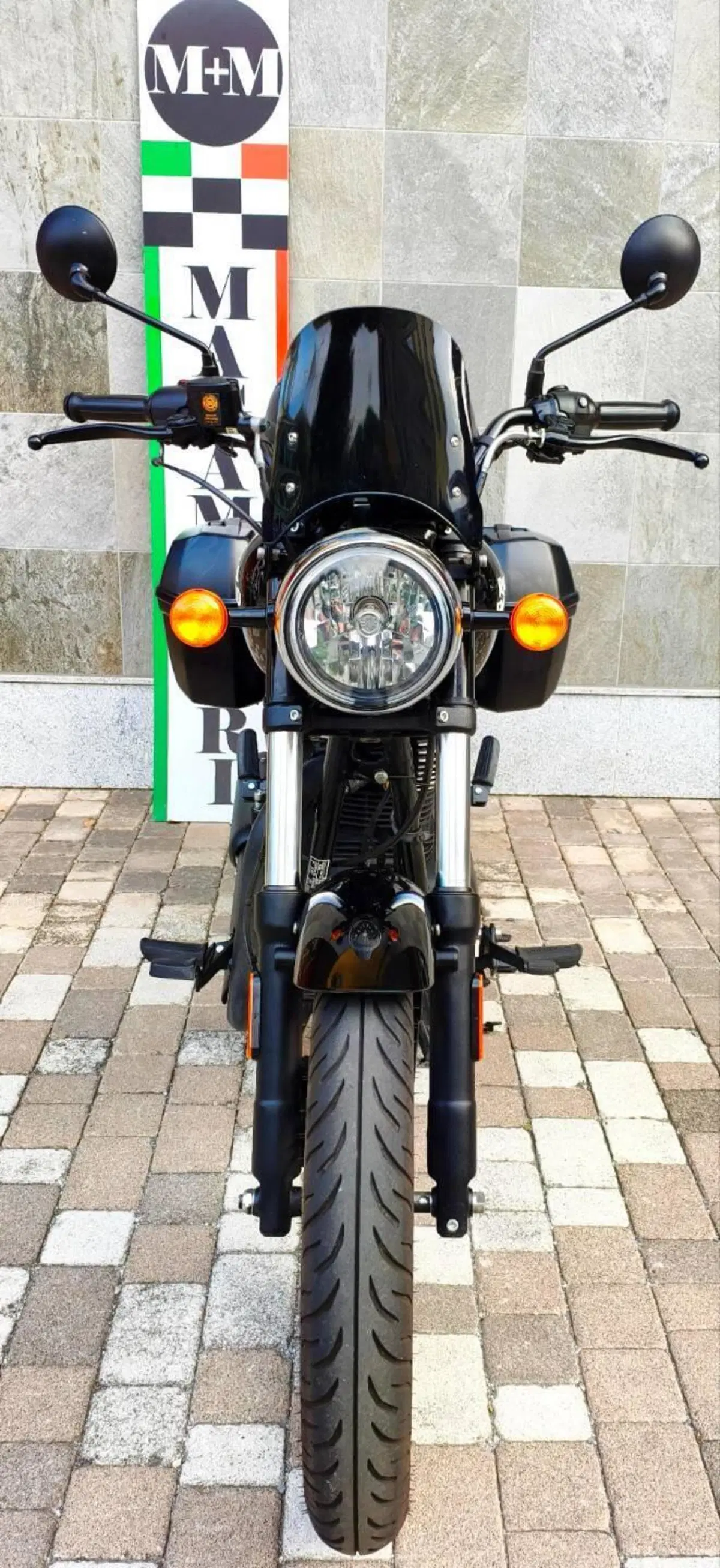 Royal Enfield Meteor 350 (2021 - 26) (6)