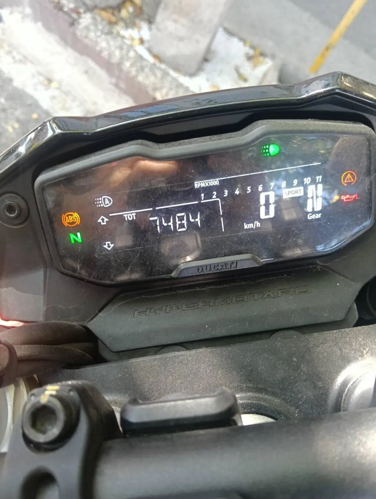 Ducati Hypermotard 698 Mono RVE (2024 - 26) (7)