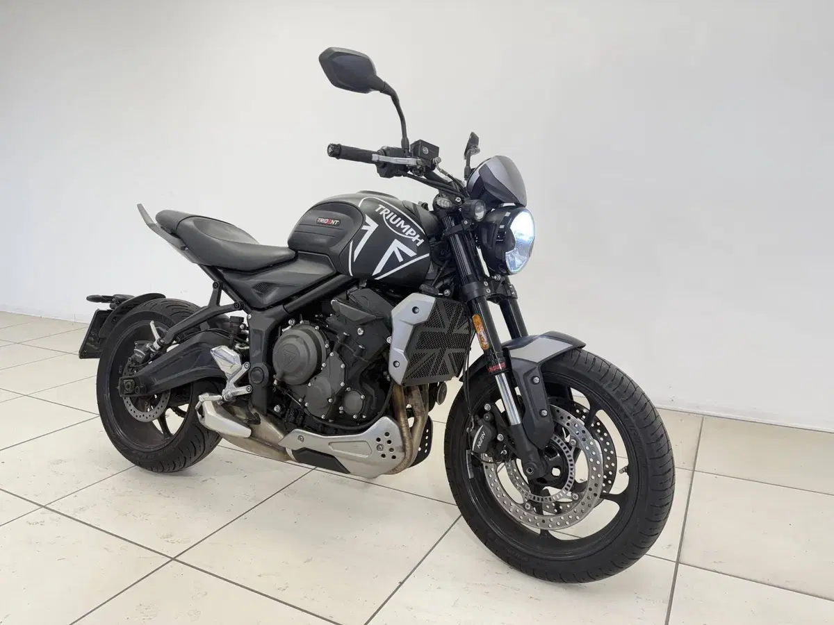 Triumph Trident 660 (2021 - 24) (4)