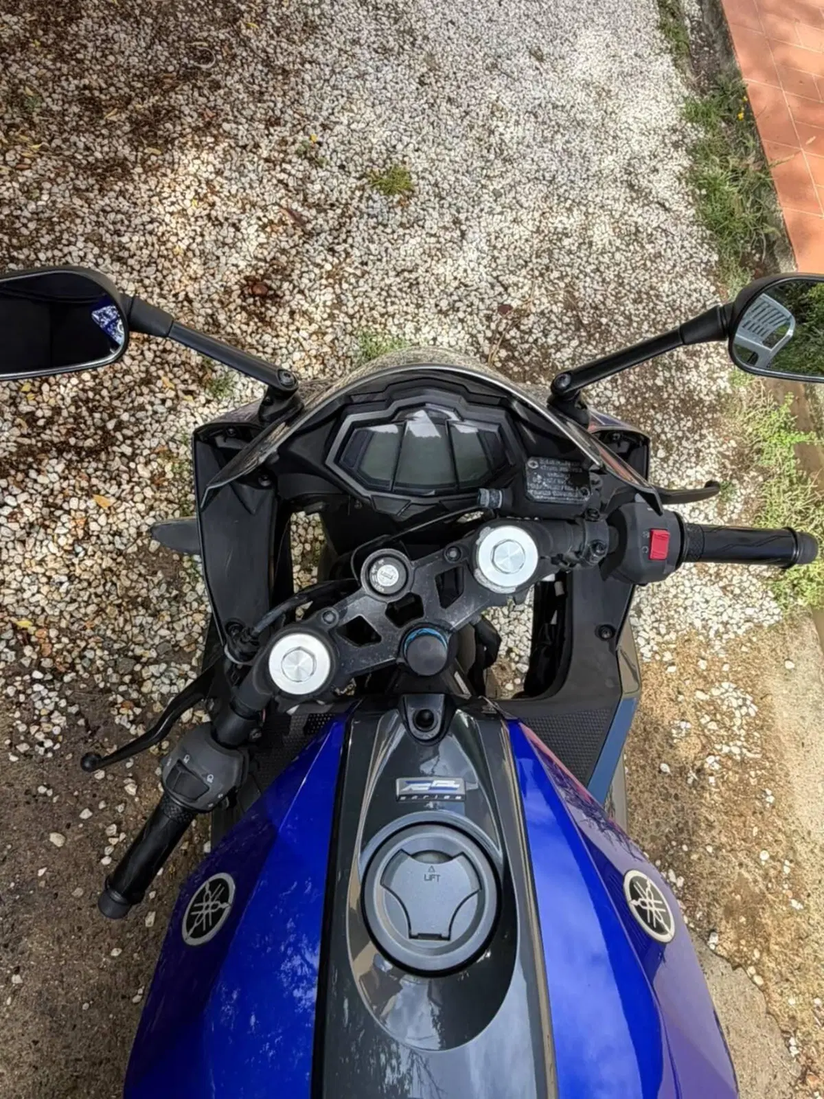 Yamaha YZF R125 (2014 - 16) (2)