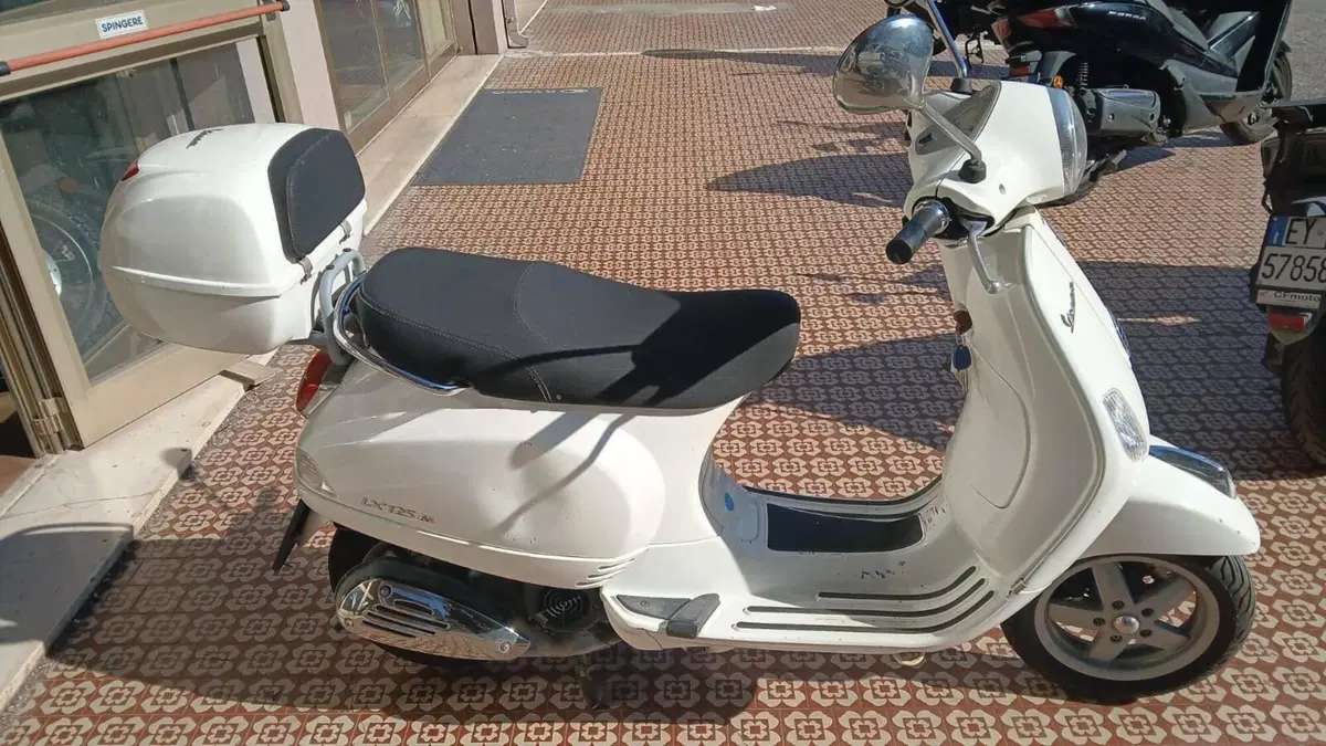 Vespa LX 125 (2005 - 11) (3)