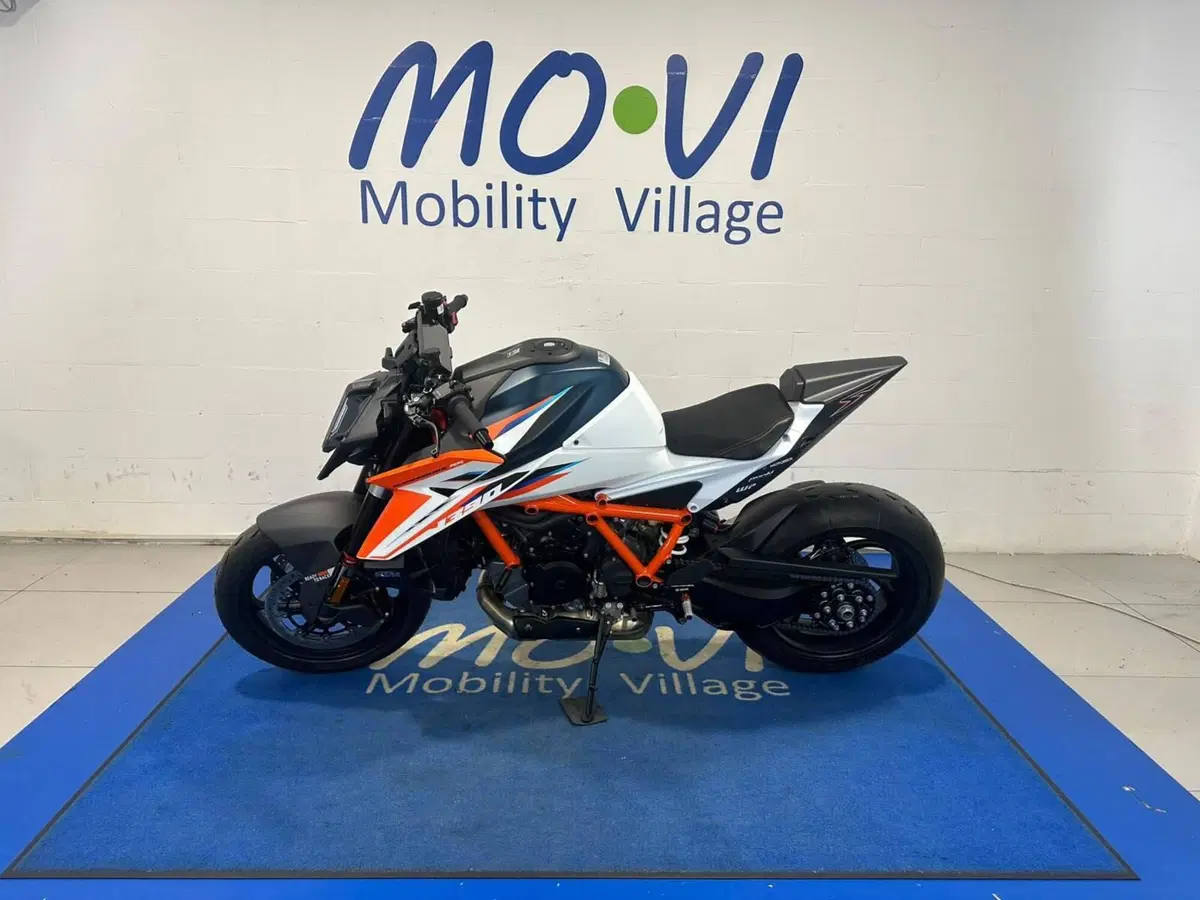 KTM 1390 Super Duke RR (2026) (5)