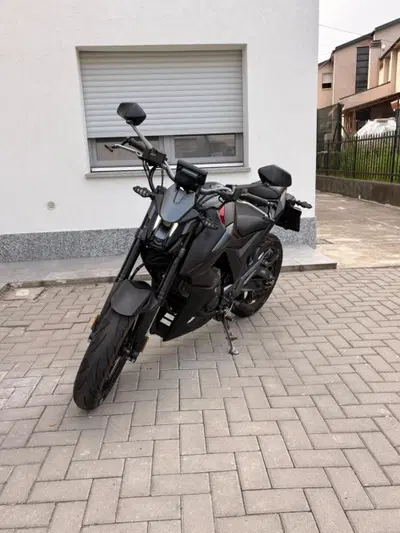 Zontes ZT125-U (2020 - 26) usata