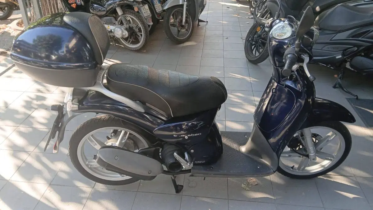 Aprilia Scarabeo 100 4t (2007 - 16) (2)