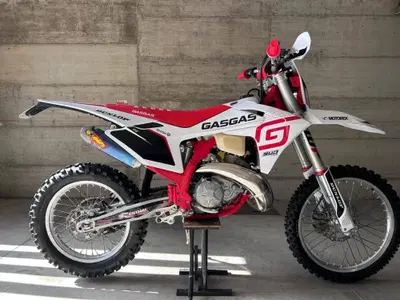 GASGAS EC 300 (2024) usata