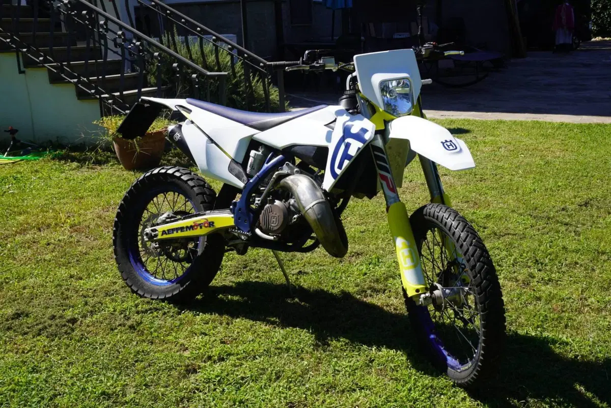 Husqvarna TC 125 (2022) (3)
