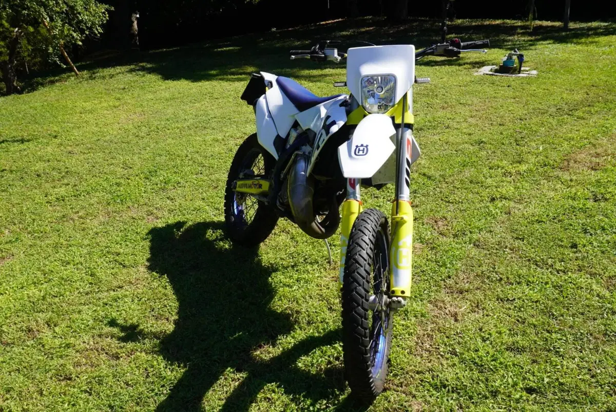 Husqvarna TC 125 (2022) (2)