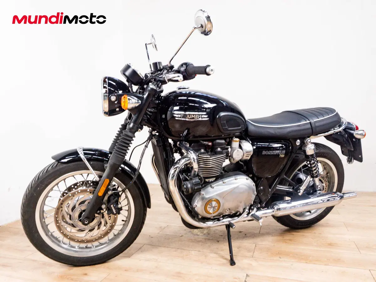 Triumph Bonneville T120 (2026) (8)