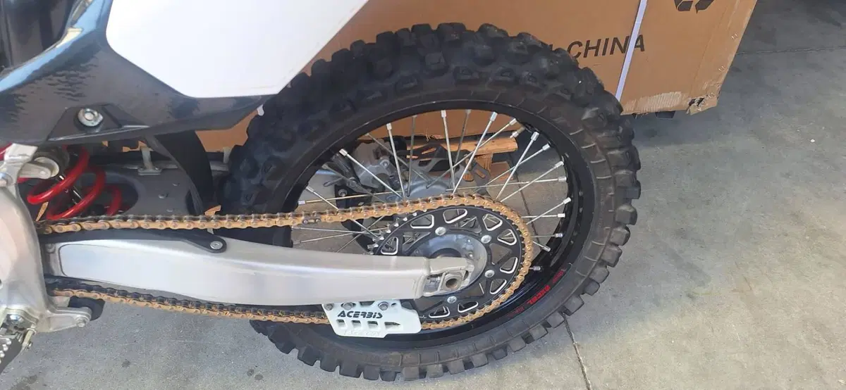 Yamaha YZ 450 F (2010 - 11) (7)