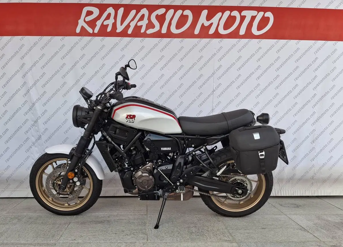 Yamaha XSR 700 XTribute (2022 - 24) (2)