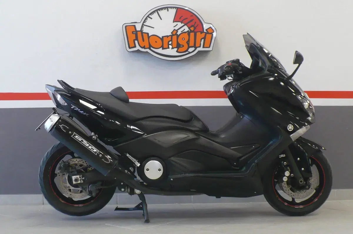 Yamaha T-Max 530 (2012 - 14) (4)