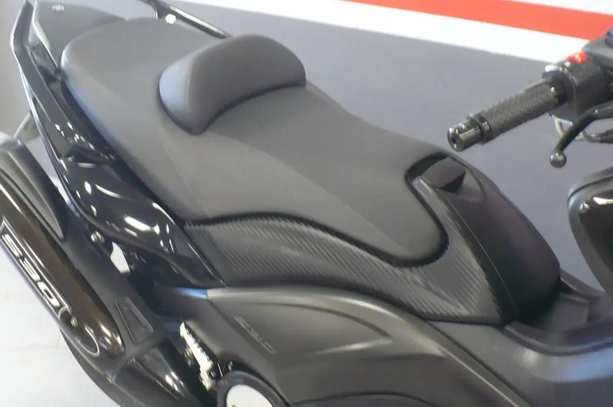 Yamaha T-Max 530 (2012 - 14) (8)