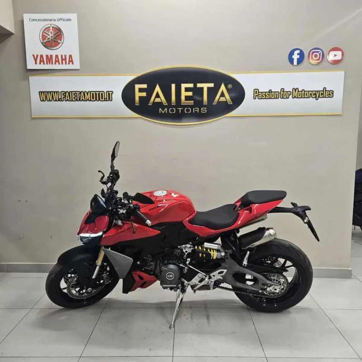 Ducati Streetfighter V2 (2025 - 26)