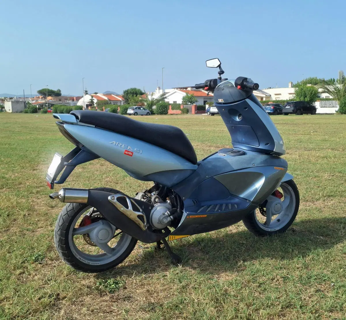 Aprilia Area 51 CAT (1998 - 02) (2)