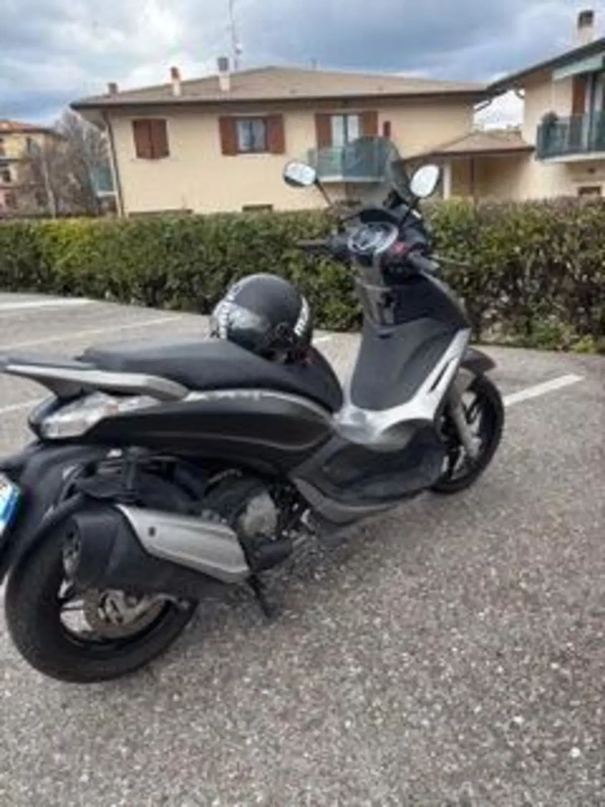 Piaggio Beverly 350 ABS (2016 - 20) (5)