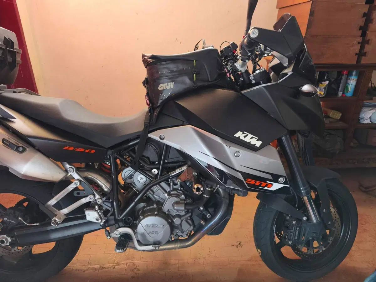 KTM 990 Supermoto T (2009 - 11) (2)