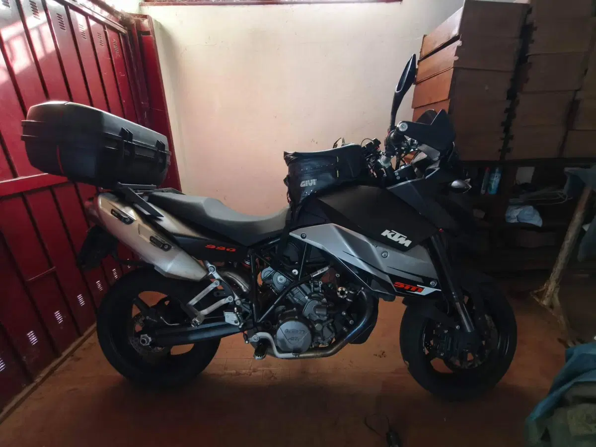 KTM 990 Supermoto T (2009 - 11) (7)