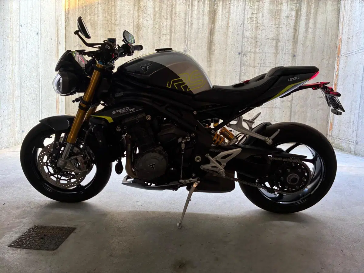 Triumph Speed Triple 1200 RS (2025 - 26) (4)
