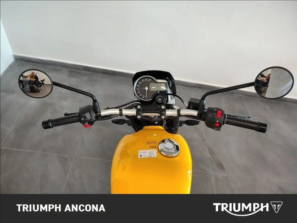 Triumph Tracker 400 (2026) (6)
